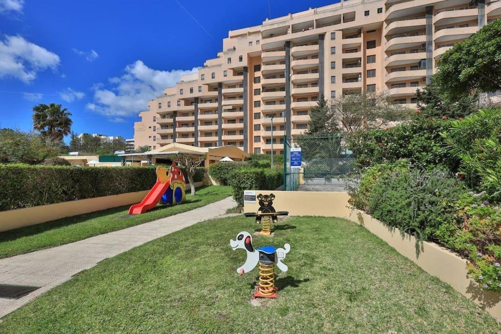 Seaside Serenity Apartment Portimão Eksteriør bilde